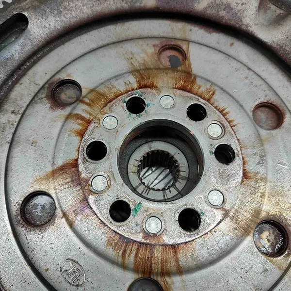 Kytkin Audi A6 Avant 2.0L 125kw 2011 OEM 03G105317C image 6