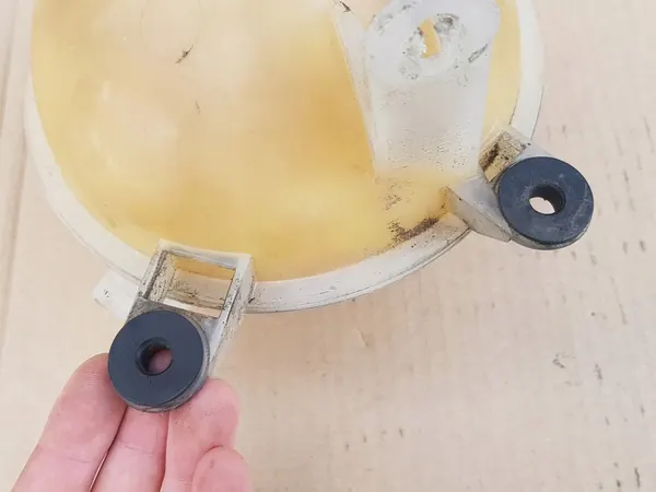 Kühlmittel-Ausgleichsbehälter / Audi A2 1999-2005 / 8Z0121407C image 8