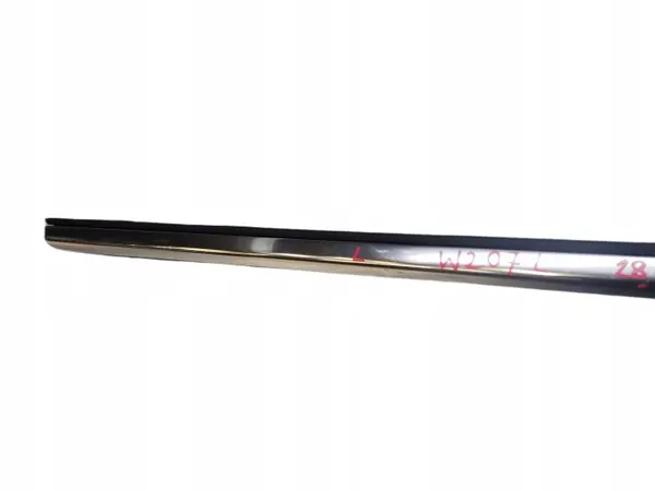 Mercedes E-Klasse W207 linke Schabestreife OEM image 6