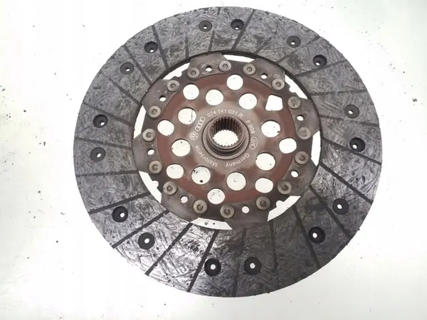 1997 Volkswagen Transporter - Caravelle Conjunto de embreagem 074141031R image 9