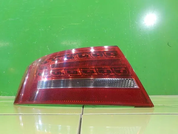 AUDI A5 8T 2.0 TFSI Lámpara Trasera Izquierda 8T0945095D image 2