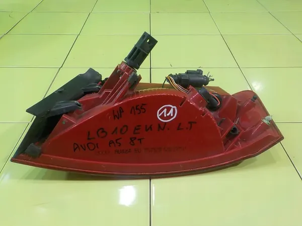 AUDI A5 8T 2.0 TFSI Lámpara Trasera Izquierda 8T0945095D image 6