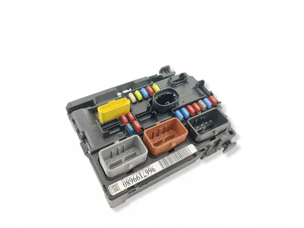 Peugeot BSI-Modul Sicherungskasten OEM 9667199680 R08 image 2