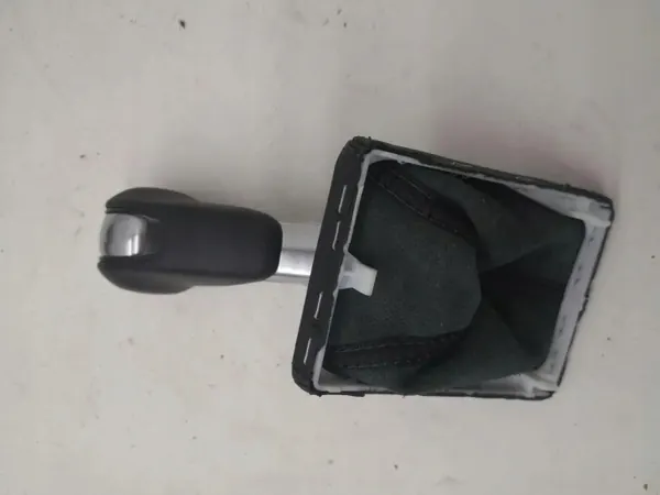 Porsche Macan Pomo de Mudanças OEM 95B713139 - Usado image 3