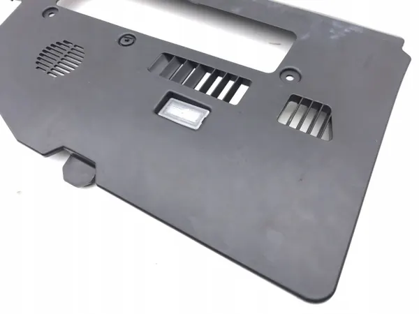 Tesla Model 3 2020 Ohjauspylvään kansi OEM 113330100C image 3