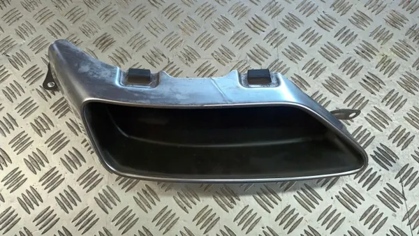 OEM 8W0253826L Höger avgasrörsspets Audi A4 B9 image 2