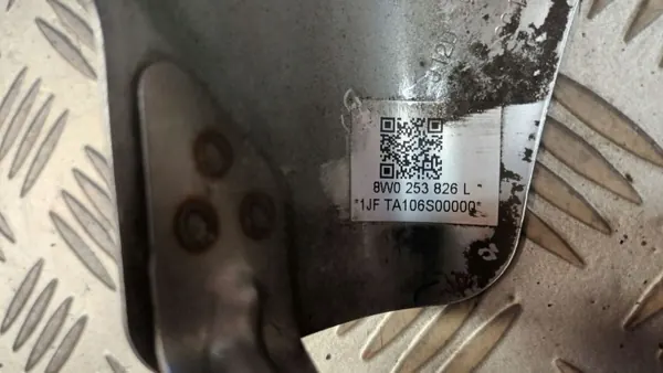 OEM 8W0253826L Höger avgasrörsspets Audi A4 B9 image 3