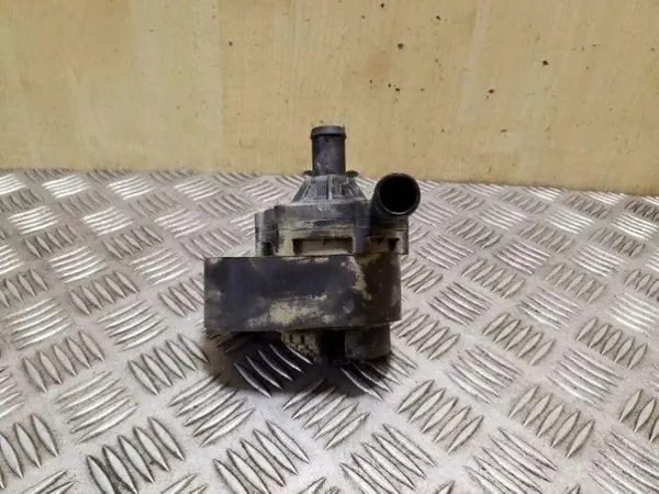 Tesla vedenkierrätysmoottori OEM 600736700E image 7
