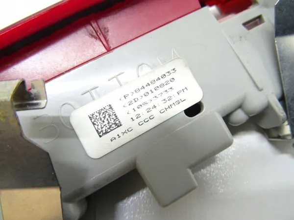 Derde Remlicht OEM 84484033 voor Camaro 2016-2024 image 3