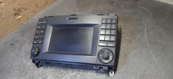 OEM 9069009100 Radio Navigointi Volkswagenille image 2