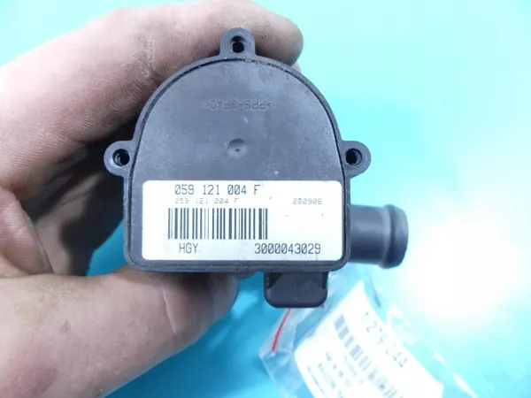Vattenpump OEM 059121004F för Audi A4 B8 2.9 TDI image 5