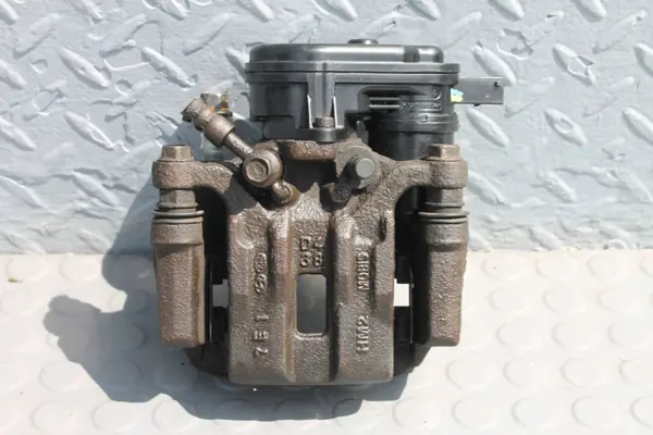 Elektrisk bromsok OEM 58230D4550 höger bak image 2