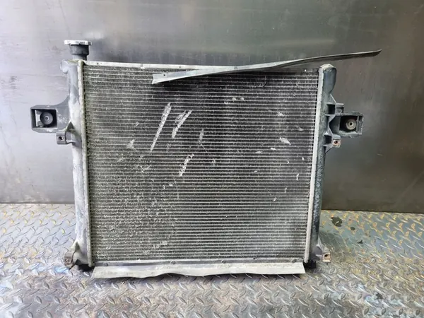 JEEP GRAND CHEROKEE WK 05-10 3.7 4.7 Radiador de agua 55116849AB image 4