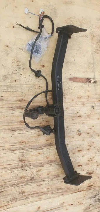 Kit d'attelage Module Kia Ceed II 756127913R image 2