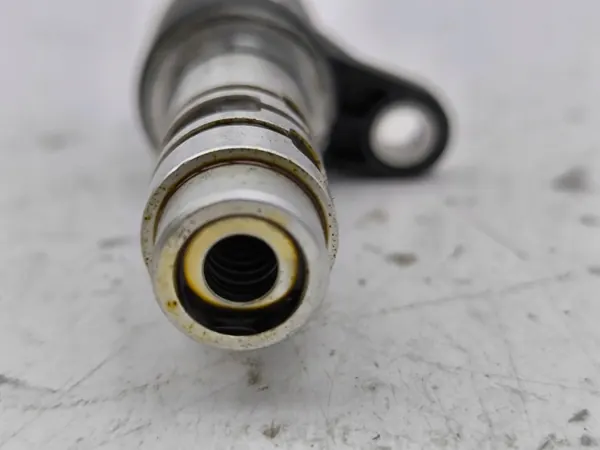Soupape d'arbre à cames Audi Q2 2022 OEM 04E906455AC image 4