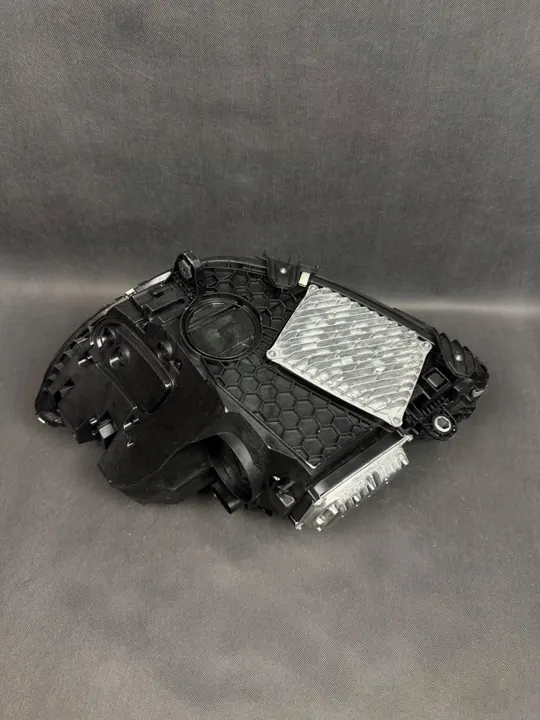 Complete Koplampen Links Rechts Mercedes C-Klasse W206 A2069065304 image 10