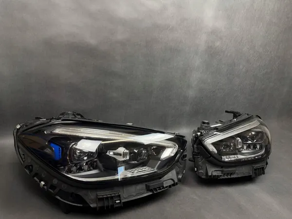 Complete Koplampen Links Rechts Mercedes C-Klasse W206 A2069065304 image 3