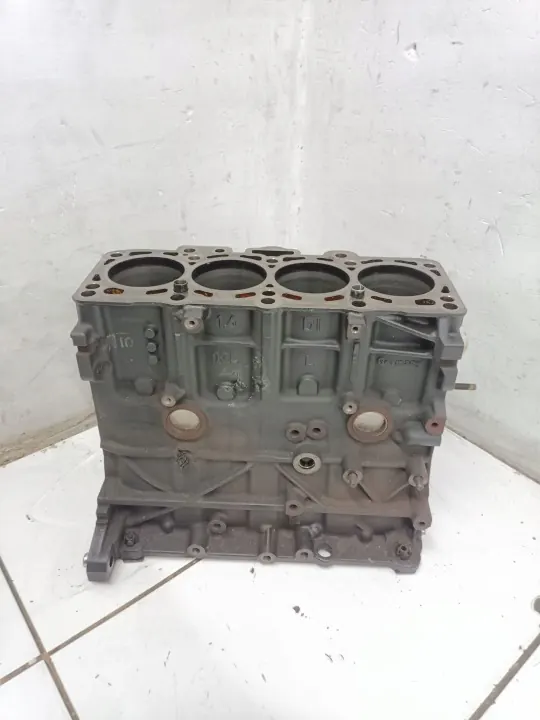 Bloco motor completo CAY VW Audi Seat 1.6 TDI image 4