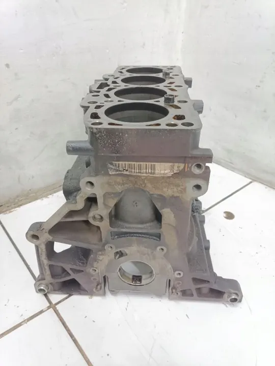 Bloco motor completo CAY VW Audi Seat 1.6 TDI image 6