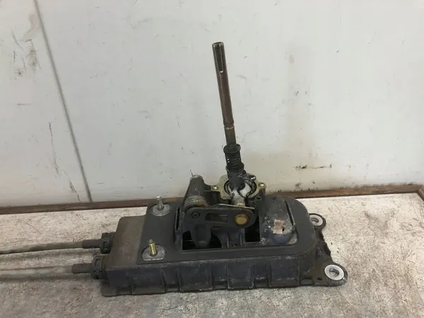 Palanca de selección de marchas VW New Beetle 1J0711061C image 4