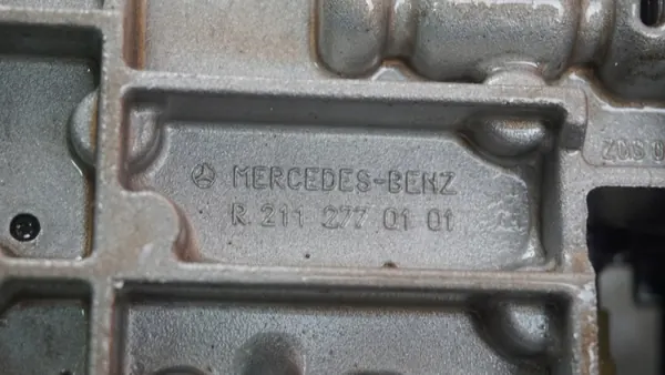 Mekatroniikkayksikkö OEM 651924 Mercedes E W212 CLS:lle image 10