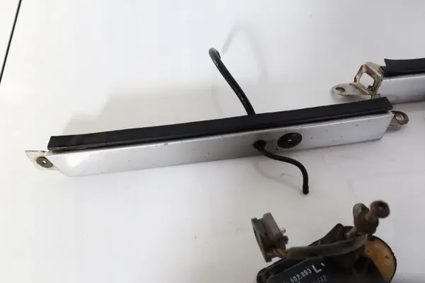 Mercedes W124 Pyyhinmoottori Varsi Sarja OEM 1248202142-1248202242 image 3