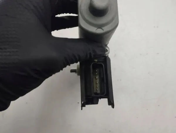 Fönsterregulator OEM 824602R010 höger framdörr image 5