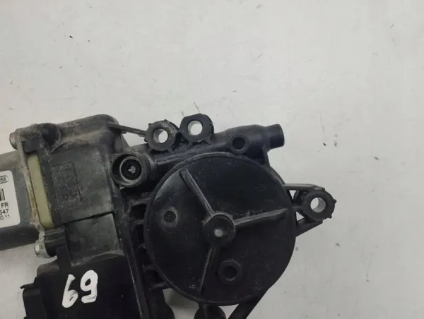 Fönsterregulator OEM 824602R010 höger framdörr image 7