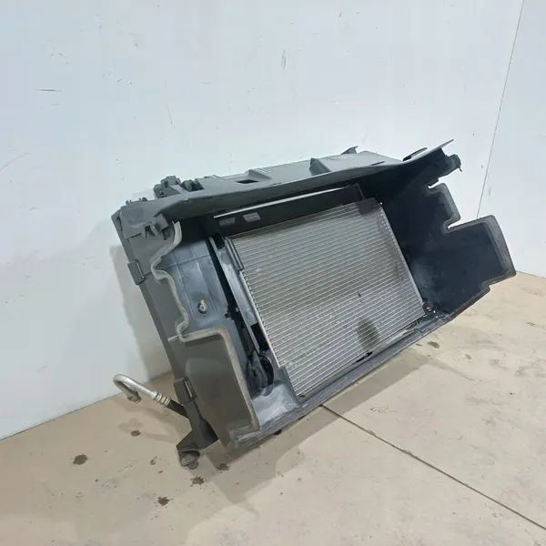 Radiador completo Renault Kangoo II 2015 921206476R image 8