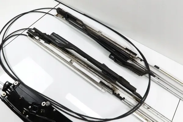 Mercedes W246 B-Class panoraamakaton mekanismi OEM w246-mech.szyb. image 6