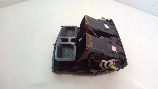 Toyota Auris I luftgallergaller OEM 0 - Begagnad image 5