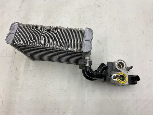 Condensador AC Volvo OEM EN872005 para XC90 II 14- image 5