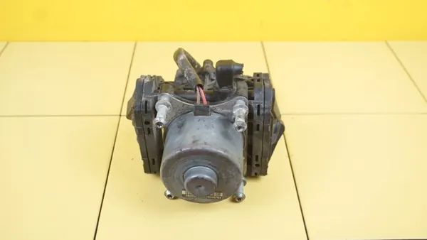 Pompe à vide UACA pour Mondeo MK5 2.0 Hybride 140CV image 4