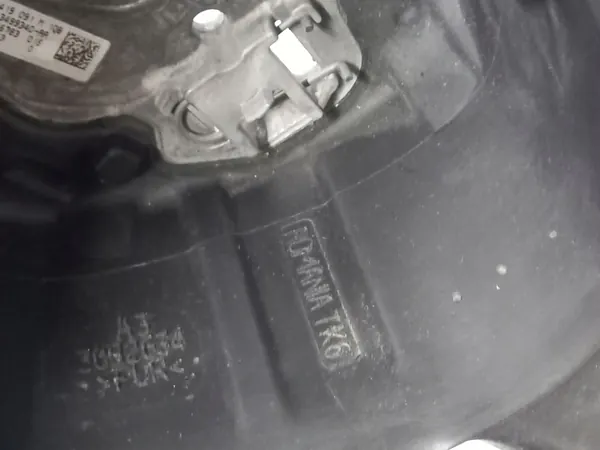 Skoda Fabia II Lenkrad OEM 5E0419091 - Gebraucht image 6