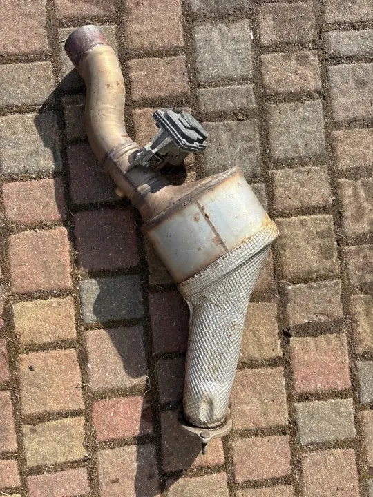 Catalyseur Audi OEM 8W0254400F pour A4 A5 image 2