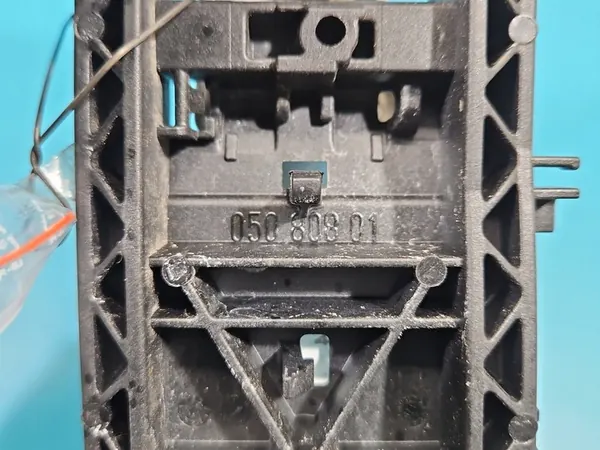 Rechte Vordere Außentürgriff Mercedes W176 A2047601800 image 5