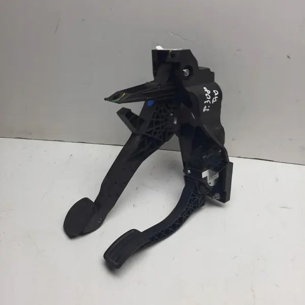 Kaasu-Jarrupoljinpotentiometri OEM 7104022 Peugeot 308 image 2
