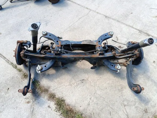 OEM Wrakowisko-17540- Hinterachsschwinge Mazda CX-5 image 2