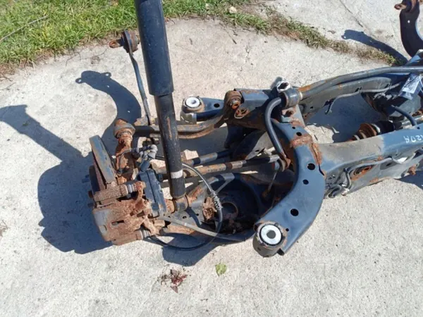 OEM Wrakowisko-17540- Hinterachsschwinge Mazda CX-5 image 7