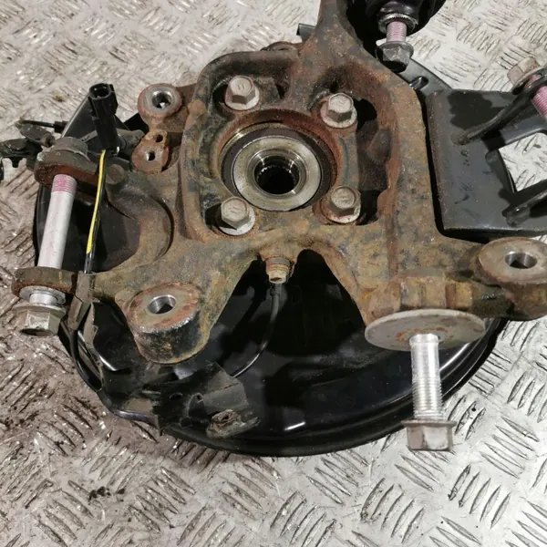 UTO33646 Moyeu de roue arrière pour Lexus RX 450H 2019 image 8