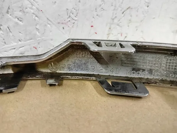 Striscia cromata paraurti anteriore destra VW Passat B8 14- image 4