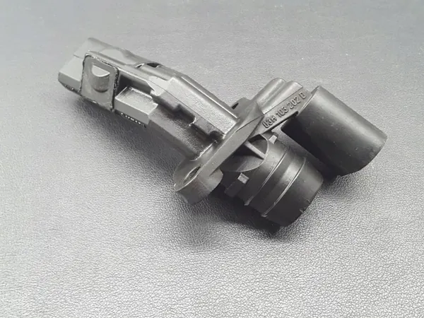 OEM 03H103202D Voor ontluchtingsslang voor VW Touareg II image 3