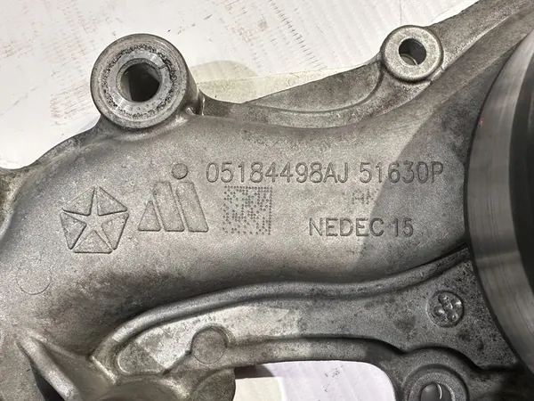 Vattenpump Dodge Charger 3.6 2015+ OEM 05184498AJ image 8