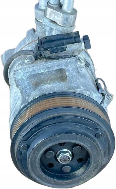 Mercedes A0008303902 Compresseur AC & Tuyaux 2.2CDI image 9