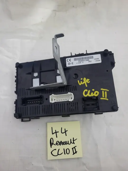 RENAULT CLIO II LIFT UCH Modul Styrenhet 8200311989 image 7
