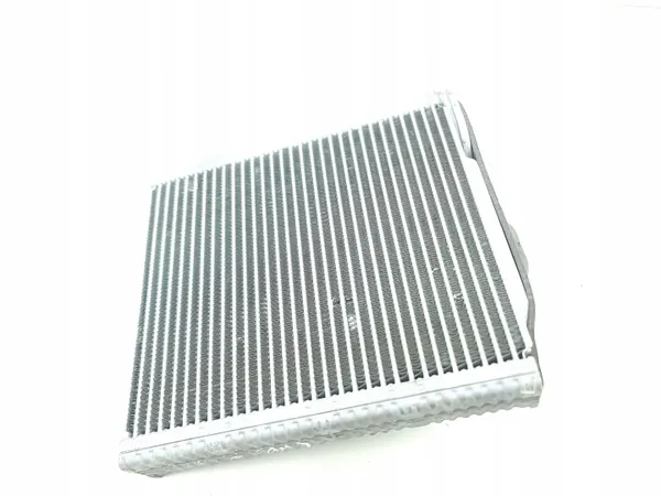 Évaporateur climatisation Hyundai i30 2023 OEM AMD192956 image 3
