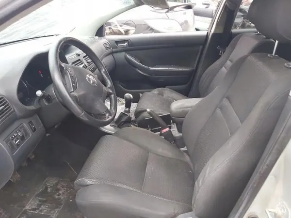 Pakoputken keräin OEM 2110706 Toyota Avensis 2005 image 8