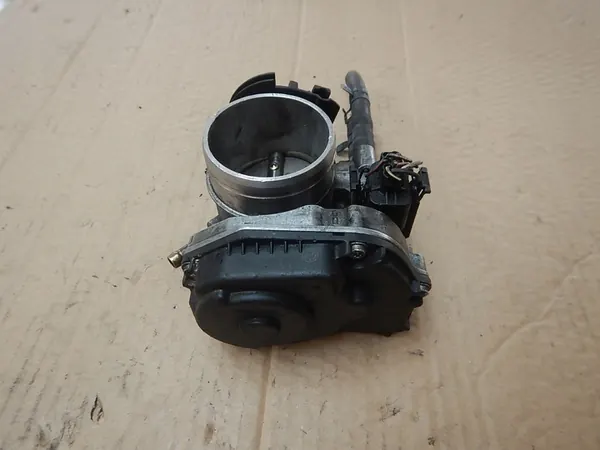 Corpo de borboleta Audi A3 8L Seat Alhambra VW Sharan 2.0 OEM image 3