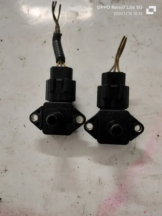 Pressure Sensor Volvo S60 V70 079800-5930 image 3