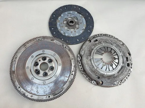 Volante de Dupla Massa 1.9 TDI VW Polo Golf Audi Seat OE image 6